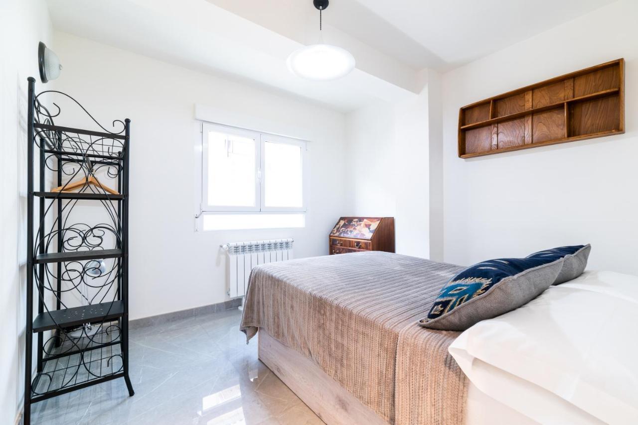 Elegante Y Centrico Alojamiento En Granada Apartment Екстериор снимка