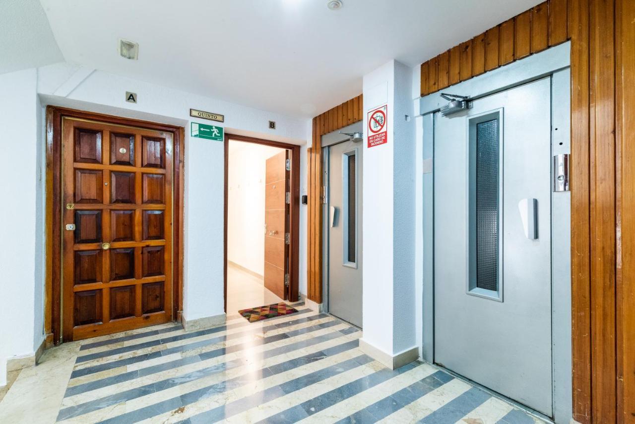 Elegante Y Centrico Alojamiento En Granada Apartment Екстериор снимка